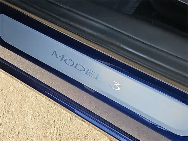 Thumbnail: 2019 Tesla Model 3 - 12