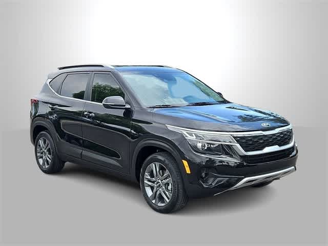 Thumbnail: 2021 Kia Seltos - 2