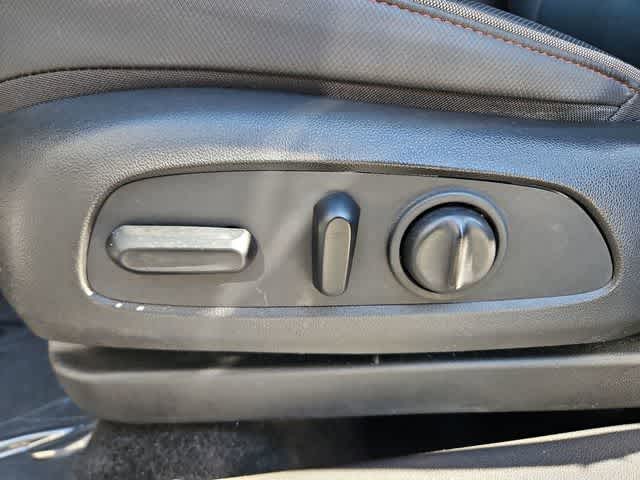 Thumbnail: 2021 Chevrolet TrailBlazer - 18