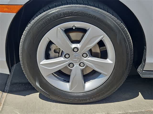 Thumbnail: 2019 Honda Odyssey - 14