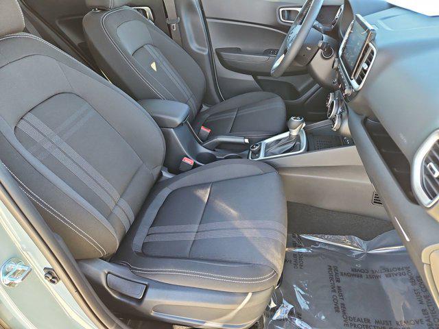 Thumbnail: 2026 Hyundai Venue - 21