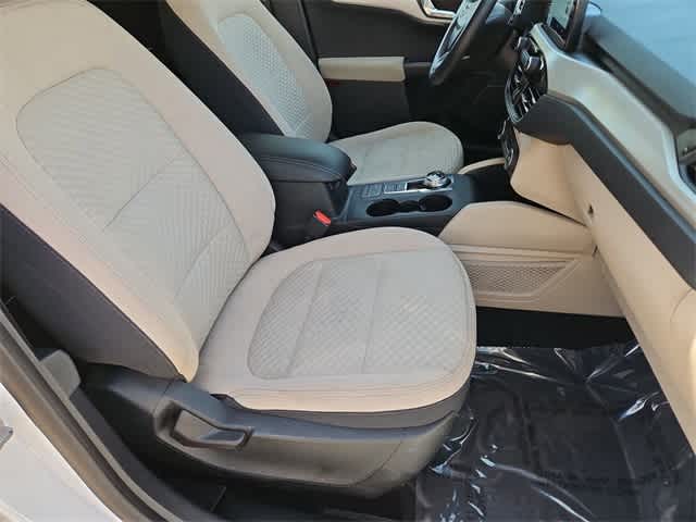 Thumbnail: 2020 Ford Escape - 21