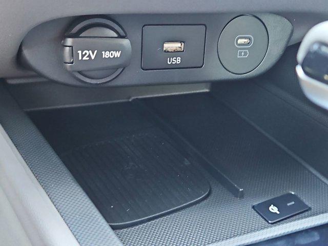 Thumbnail: 2025 Hyundai Elantra - 29