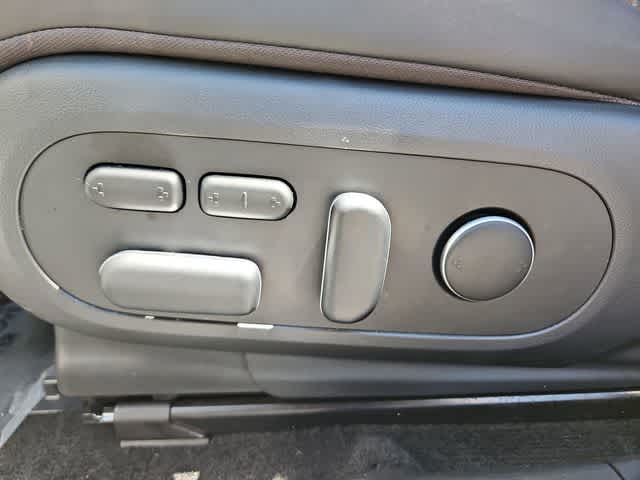 Thumbnail: 2023 Hyundai Ioniq 5 - 17