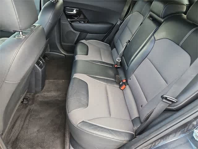 Thumbnail: 2022 Kia Niro - 20