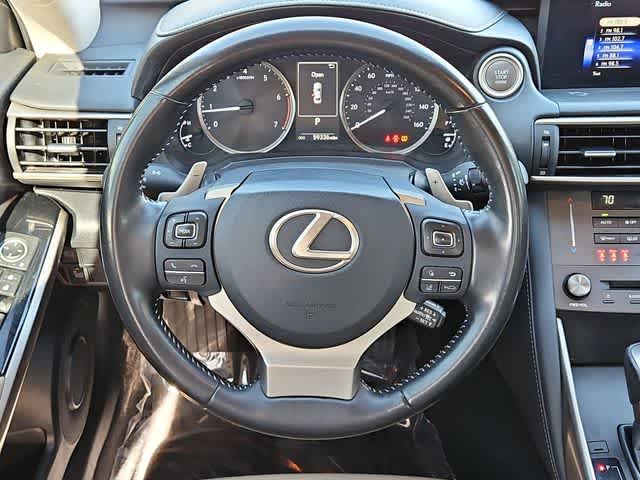 Thumbnail: 2020 Lexus IS - 23