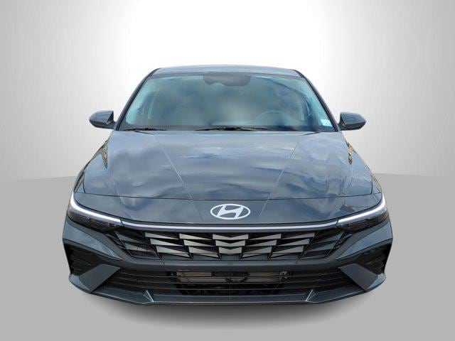 Thumbnail: 2026 Hyundai Elantra - 3