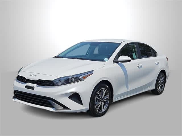 Thumbnail: 2022 Kia Forte - 3