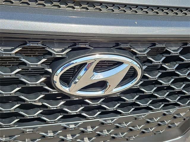 2021 Hyundai Kona SE 11