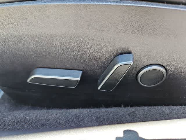 Thumbnail: 2021 Tesla Model 3 - 17