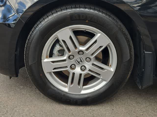 Thumbnail: 2011 Honda Odyssey - 14