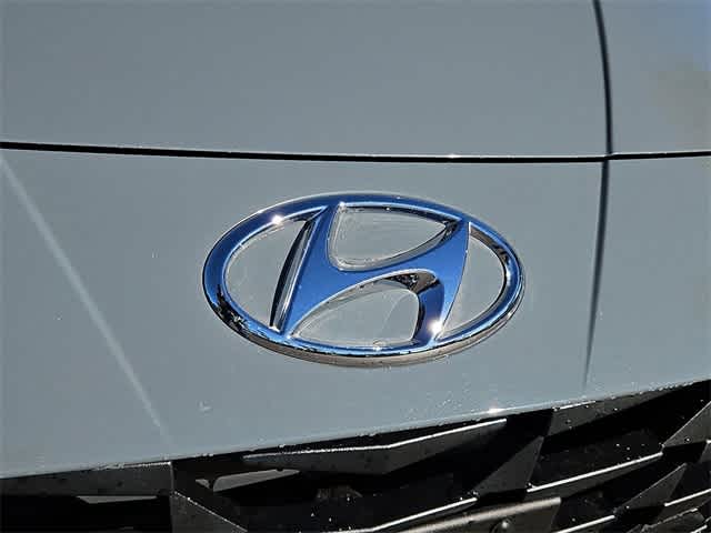 Thumbnail: 2023 Hyundai Elantra - 11