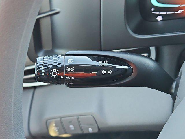 Thumbnail: 2025 Hyundai Elantra - 25