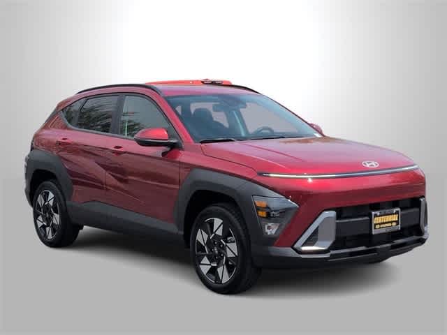 2025 Hyundai Kona SEL photo 2