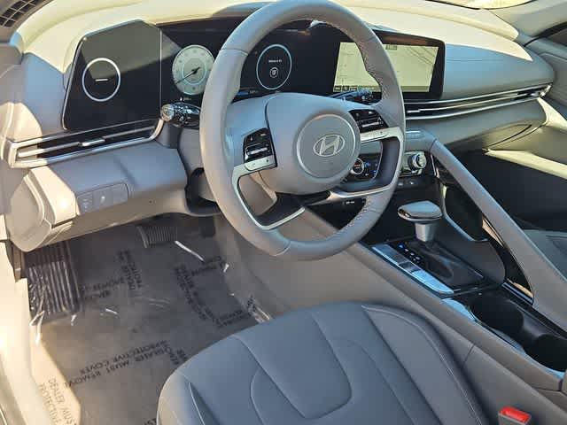 Thumbnail: 2025 Hyundai Elantra - 10