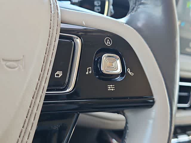 Thumbnail: 2020 Lincoln Aviator - 25
