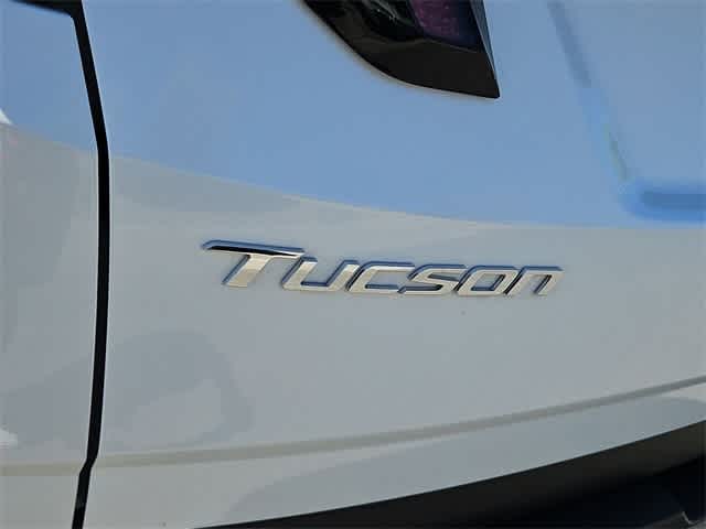Thumbnail: 2022 Hyundai Tucson - 12