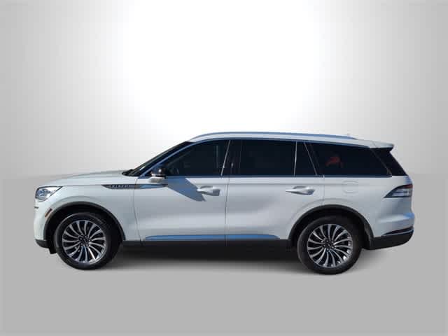 Thumbnail: 2022 Lincoln Aviator - 4