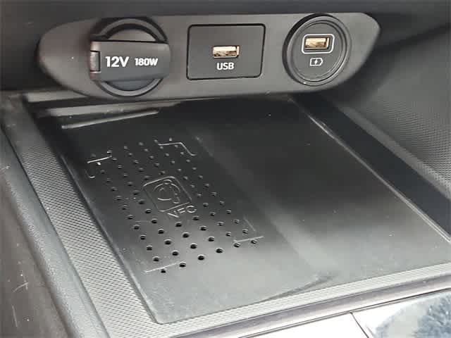 Thumbnail: 2022 Hyundai Elantra - 30