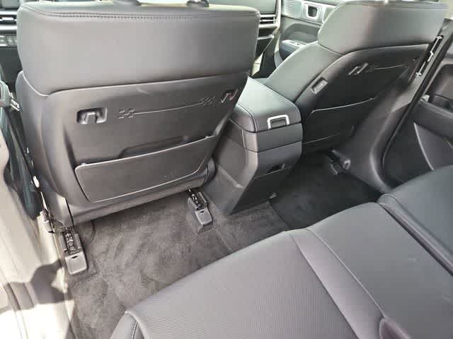 Thumbnail: 2025 Hyundai Santa Fe - 18