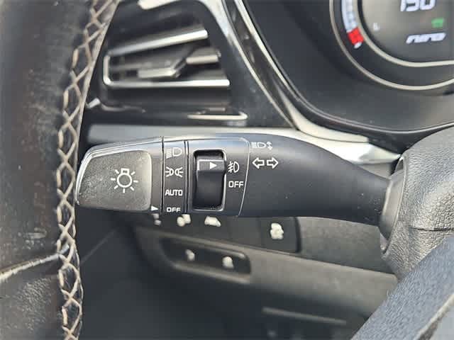 Thumbnail: 2022 Kia Niro - 27