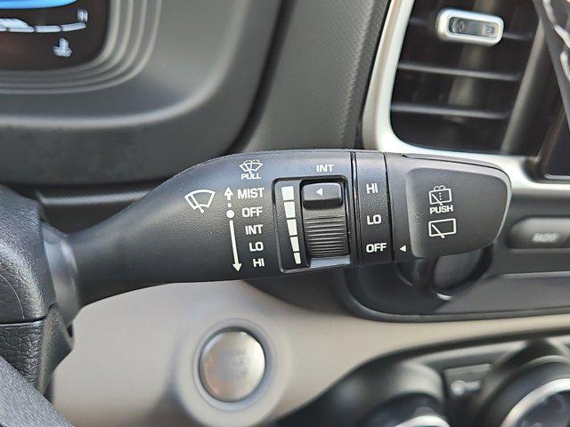 Thumbnail: 2025 Hyundai Venue - 25