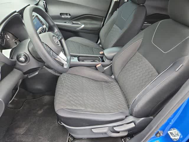 Thumbnail: 2022 Nissan Kicks - 16