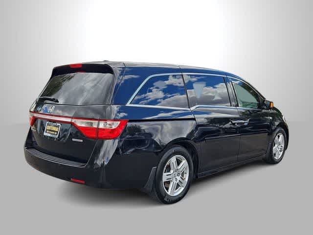 Thumbnail: 2011 Honda Odyssey - 8