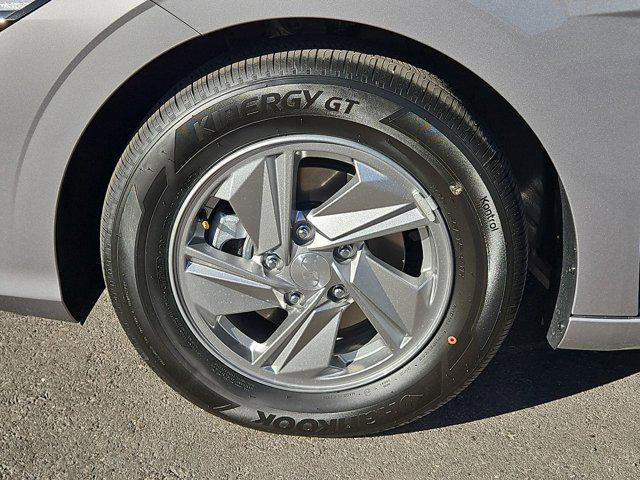 Thumbnail: 2026 Hyundai Elantra - 13