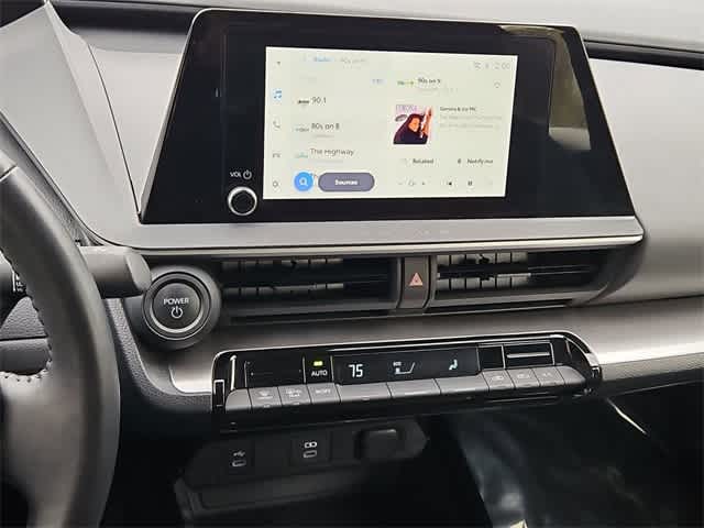 Thumbnail: 2024 Toyota Prius - 25