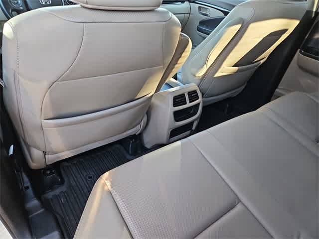 Thumbnail: 2018 Honda Ridgeline - 18