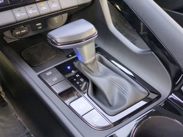 Thumbnail: 2025 Hyundai Elantra - 30