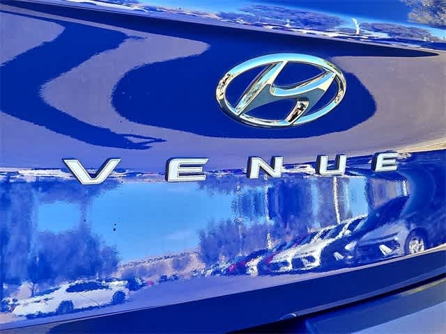 Thumbnail: 2022 Hyundai Venue - 12