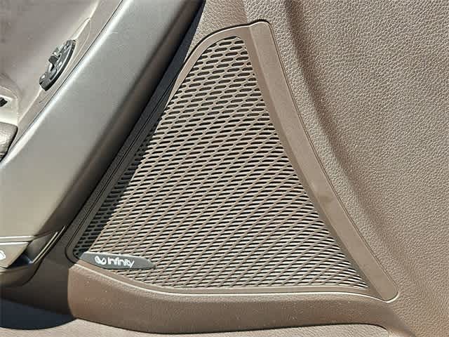 Thumbnail: 2019 Hyundai Santa Fe - 32