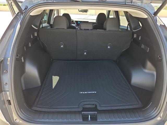 Thumbnail: 2026 Hyundai Tucson - 32