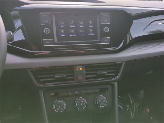 Thumbnail: 2022 Volkswagen Taos - 26