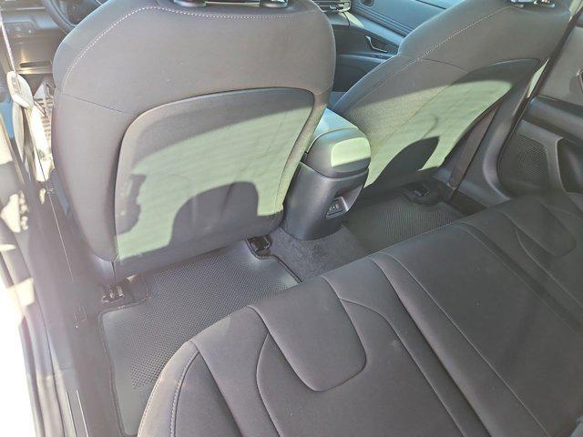 Thumbnail: 2025 Hyundai Elantra - 17