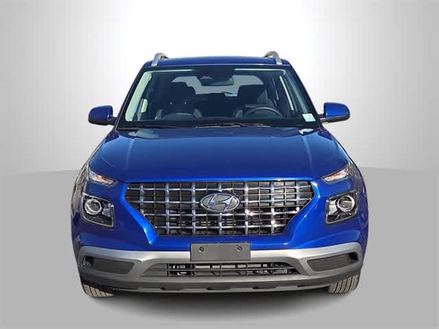 Thumbnail: 2023 Hyundai Venue - 3