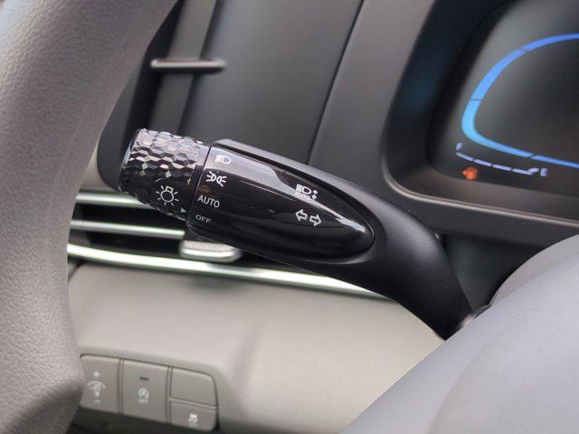 Thumbnail: 2026 Hyundai Elantra - 25