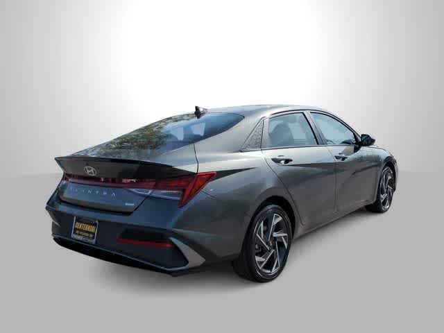 Thumbnail: 2025 Hyundai Elantra - 8