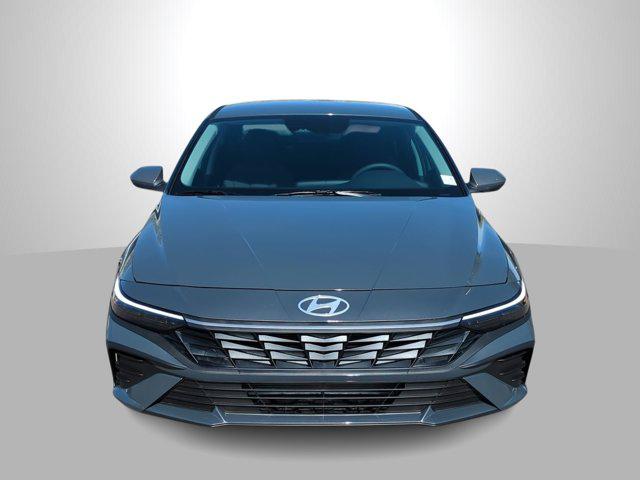 Thumbnail: 2026 Hyundai Elantra - 3