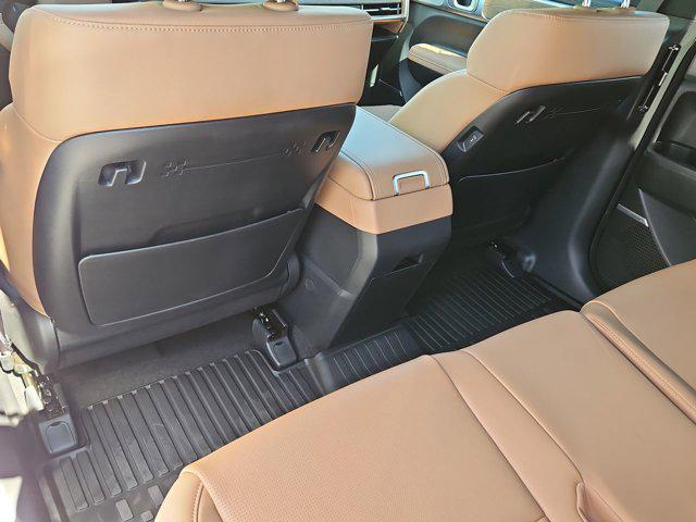 Thumbnail: 2026 Hyundai Santa Fe - 18