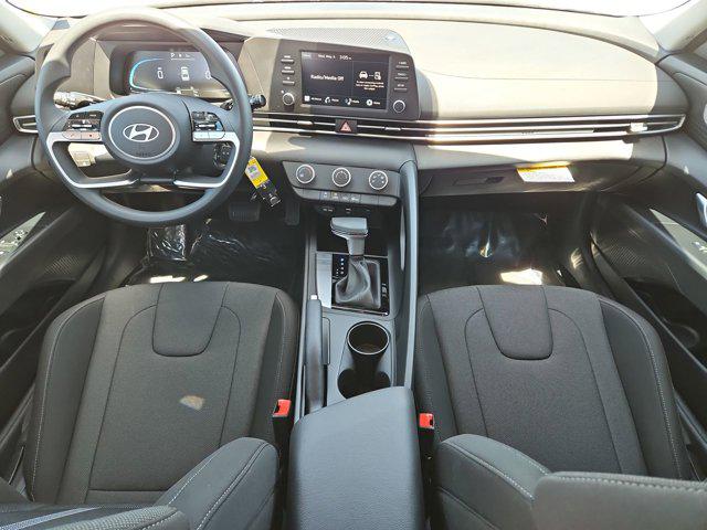 Thumbnail: 2026 Hyundai Elantra - 15