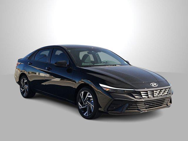 Thumbnail: 2025 Hyundai Elantra - 2