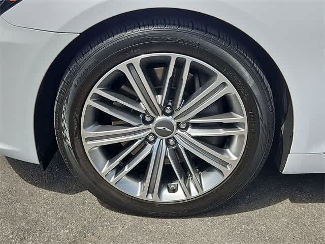 Thumbnail: 2018 Genesis G80 - 14
