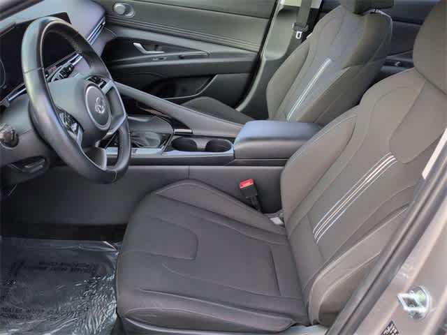 Thumbnail: 2023 Hyundai Elantra - 17