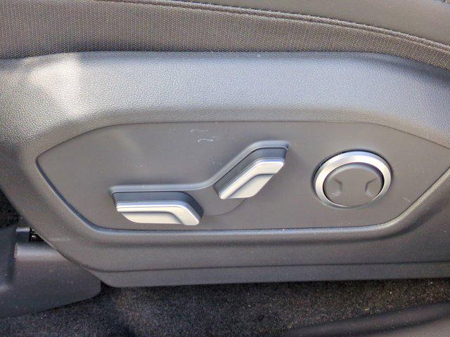 Thumbnail: 2026 Hyundai Santa Fe - 17