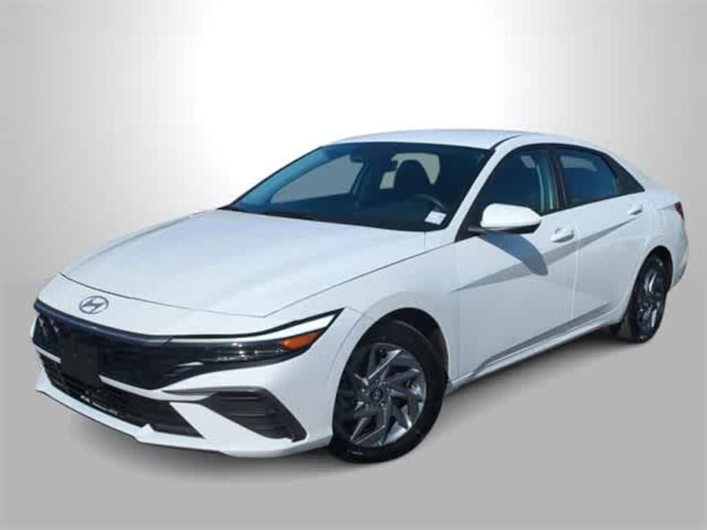 Used 2024 Hyundai Elantra SEL Sedan