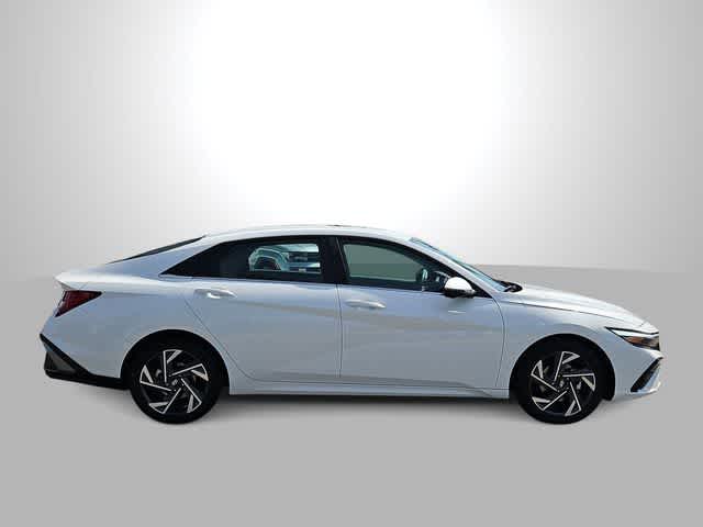 Thumbnail: 2024 Hyundai Elantra - 9
