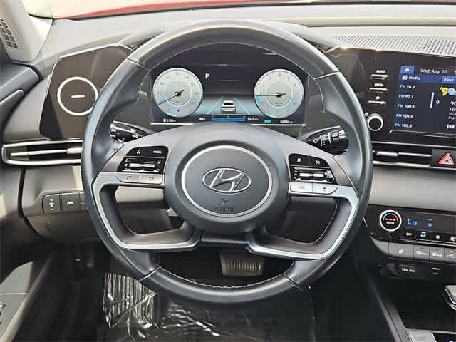 Thumbnail: 2022 Hyundai Elantra - 23